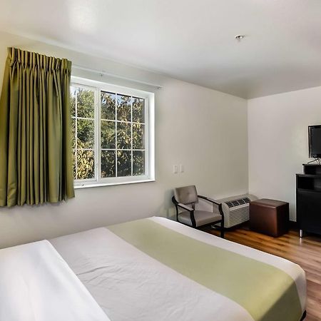 Studio 6-East Brunswick, Nj - Nyc Area Екстер'єр фото