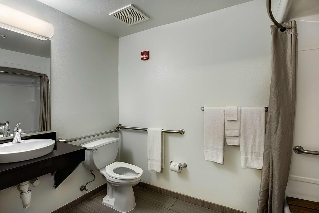 Studio 6-East Brunswick, Nj - Nyc Area Екстер'єр фото